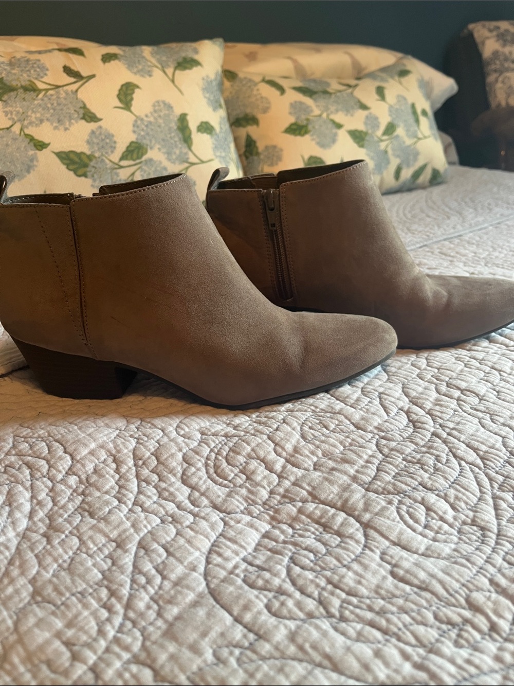 Women’s suede booties